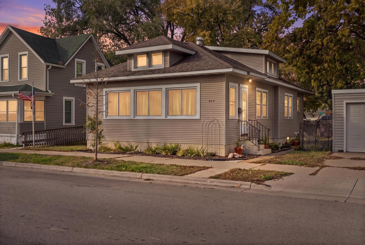 823 Sill St, La Crosse, WI 54603