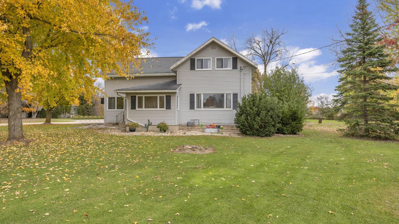 N7701 Van Dyne Rd, Friendship, WI 54937