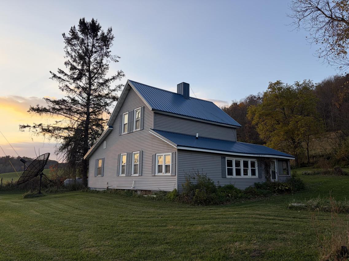 19356 County Highway I Hwy, Bloom, WI 54634