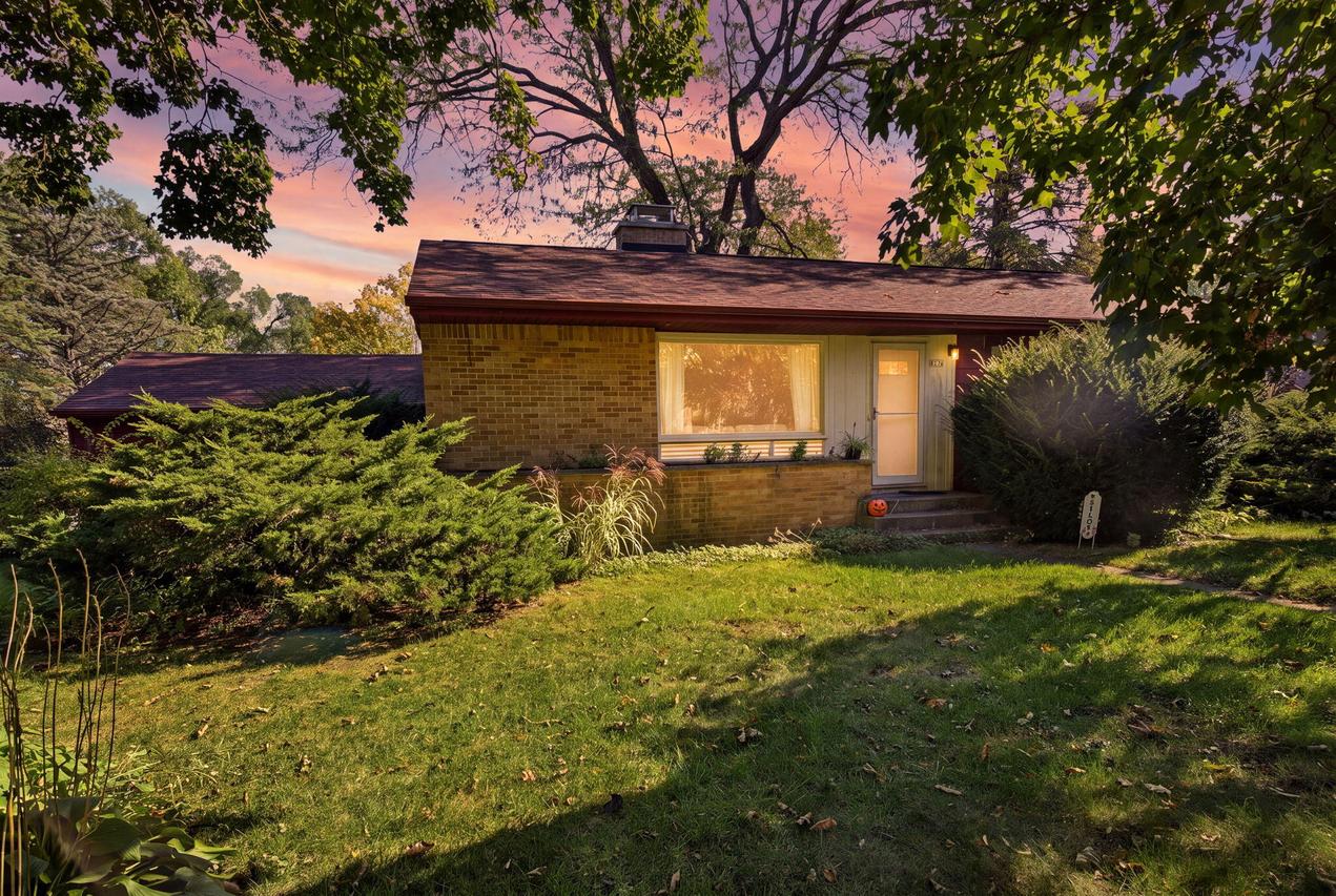 8132 N 37th St, Brown Deer, WI 53209