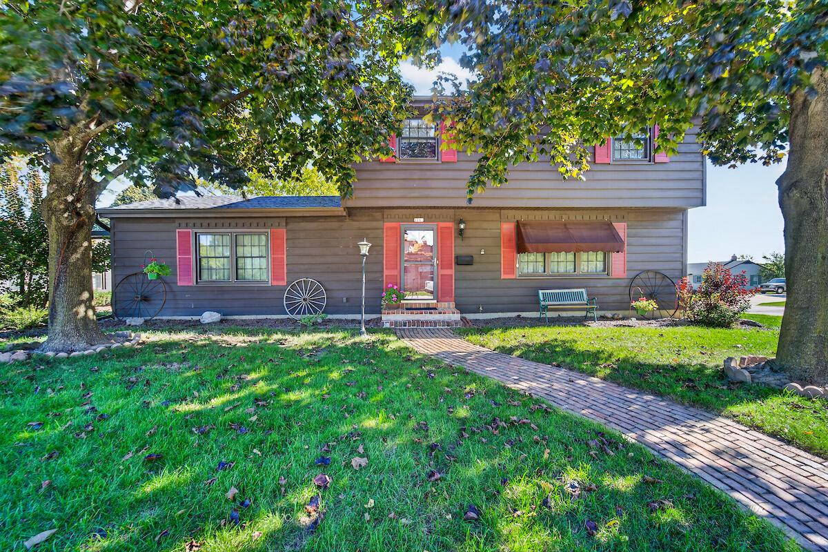 1740 Michigan Ave, South Milwaukee, WI 53172