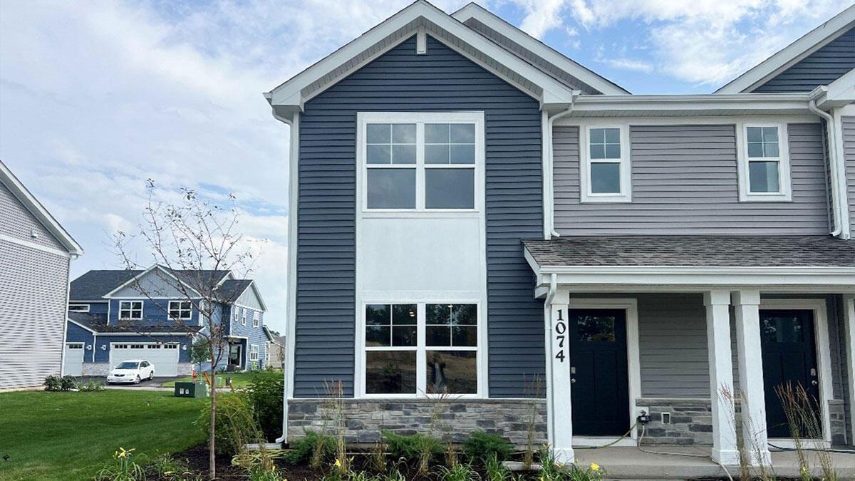 1074 58th Rd, Union Grove, WI 53182