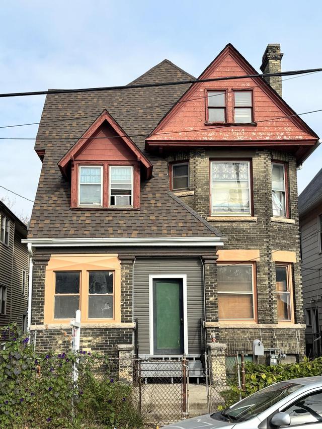 2000 W Pierce St, Milwaukee, WI 53204