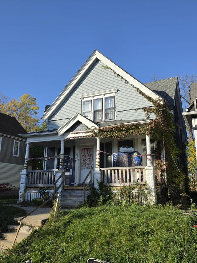 3221 N 14th St, Milwaukee, WI 53206