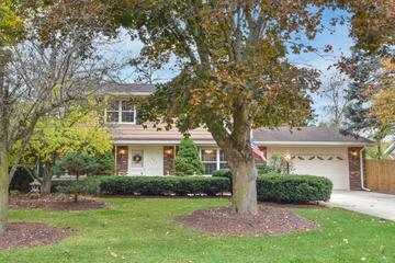 New Homes For Sale This Week That Attend Ozaukee High School: October 23rd to October 29th