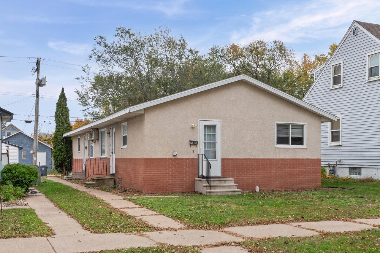 2224-2226 Kane St, La Crosse, WI 54603