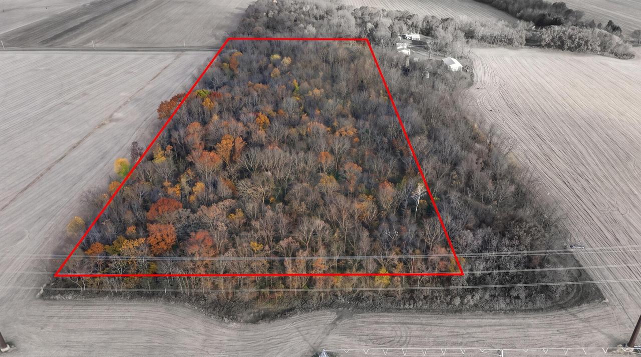 N15233 Engen Rd, Caledonia, WI 54630