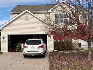1588 Squash Ct, Oconomowoc, WI 53066