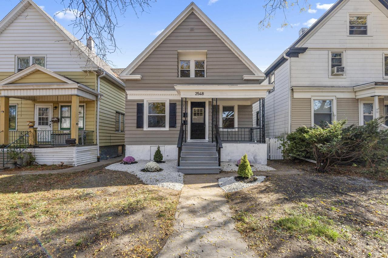 2548 S 29th St, Milwaukee, WI 53215