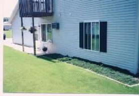 160 Maple Ave. #8, Slinger, WI 53086