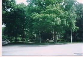 472 W Wisconsin Ave., Oconomowoc, WI 53066