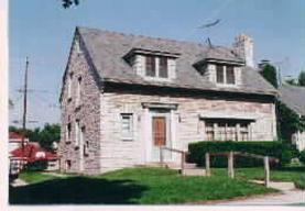 2733 N Lefeber Ave, Wauwatosa, WI 53210