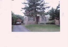13517 W Greenfield Ave, New Berlin, WI 53151