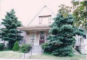 2351 S 30th St, Milwaukee, WI 53215