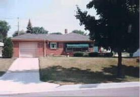 4502 W Kinnickinnick River Pkwy., Milwaukee, WI 53219