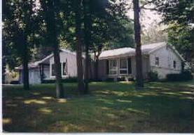 21705 Mayrose Blvd., Brookfield, WI 53045