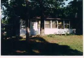 1832 W Shore Dr, Delafield, WI 53018