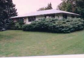 325 N Lincoln St, Elkhorn, WI 53121