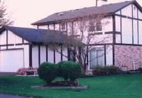 5351 S Sutton Pl., Greenfield, WI 53221