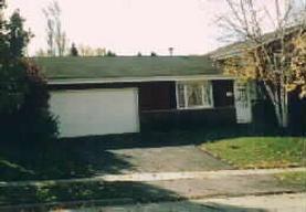 1315 Sunset Ridge Dr., West Bend, WI 53090