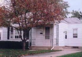 4622 N Elkhart Ave, Whitefish Bay, WI 53211