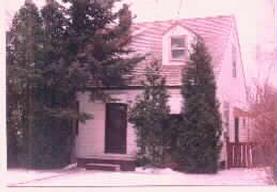 4604 N Woodruff Ave, Shorewood, WI 53211