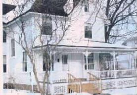 464 W Wisconsin Ave., Oconomowoc, WI 53066