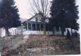 115 Prospect Ave., Pewaukee, WI 53072