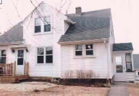 10706 W Bridge St., Cedarburg, WI 53012