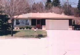 228 Cheviot Chase -, Waukesha, WI 53186