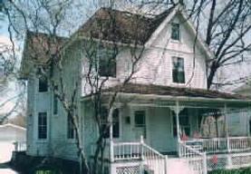 464 W Wisconsin Ave., Oconomowoc, WI 53066