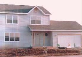 147 Farm View Dr., Belgium, WI 53004