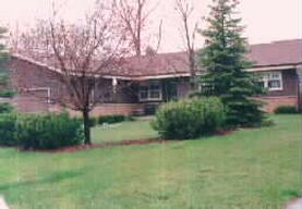 1324 W Kendall Ct, Glendale, WI 53209