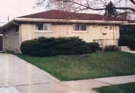 720 Crab Tree Ln, Racine, WI 53406