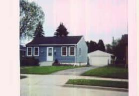 1919 West Lawn Ave., Racine, WI 53405
