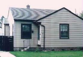 2713 E Van Norman Ave., Saint Francis, WI 53235