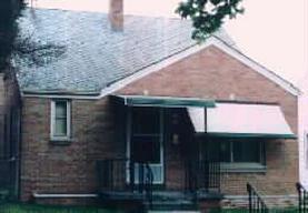 3708 S 14th St., Milwaukee, WI 53221