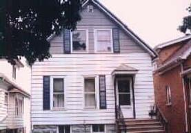 3236 S 14th St, Milwaukee, WI 53215