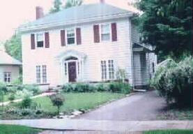 519 W La Belle Ave., Oconomowoc, WI 53066