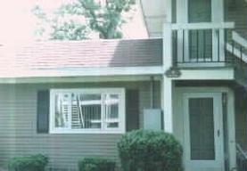 2501 S Browns Lake Dr. #B1, Burlington, WI 53105