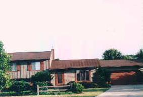 6477 N Kneiske Dr., Sussex, WI 53089