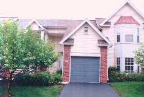 3511 W Old Oaks Dr., Greenfield, WI 53221