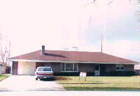 2710 West Lawn Ave, Racine, WI 53405