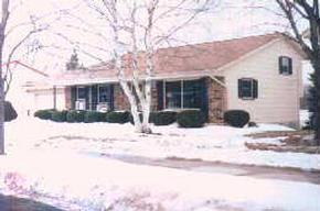118 N Laurel Dr, West Bend, WI 53095