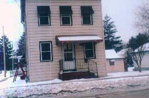 925 N 4th St., Watertown, WI 53098