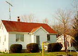 1217 Macarthur Ave, Sheboygan, WI 53083
