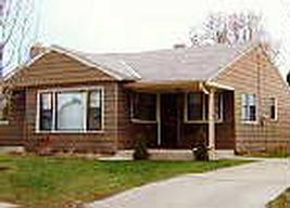 520 4th St., Hartford, WI 53027