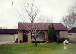 N86W18329 W Main St, Menomonee Falls, WI 53051