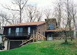 624 S Kettle Moraine, Slinger, WI 53086