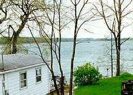 N73W36300 S Shore Dr, Oconomowoc, WI 53066